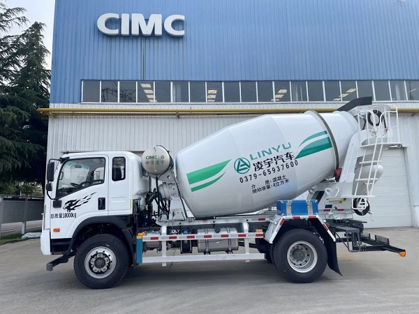 凌宇二橋攪拌車，一車適用多場(chǎng)景，四項(xiàng)核心優(yōu)勢(shì)