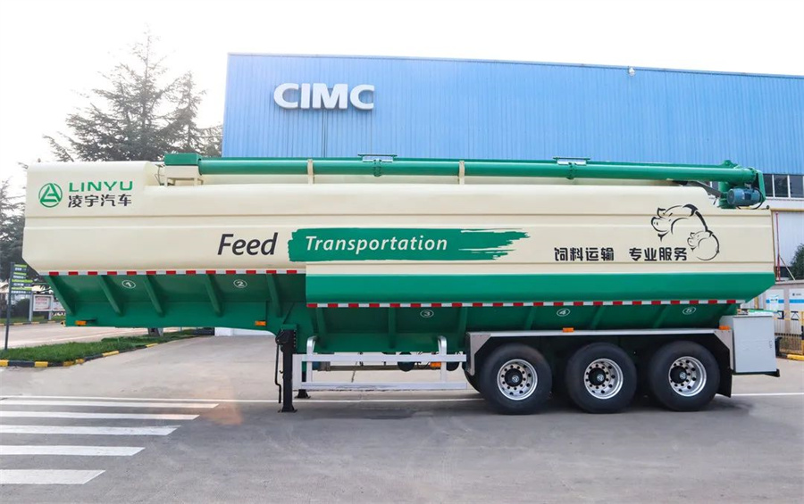 凌宇飼料運(yùn)輸半掛車的特點(diǎn)和優(yōu)勢(shì)都有哪些？