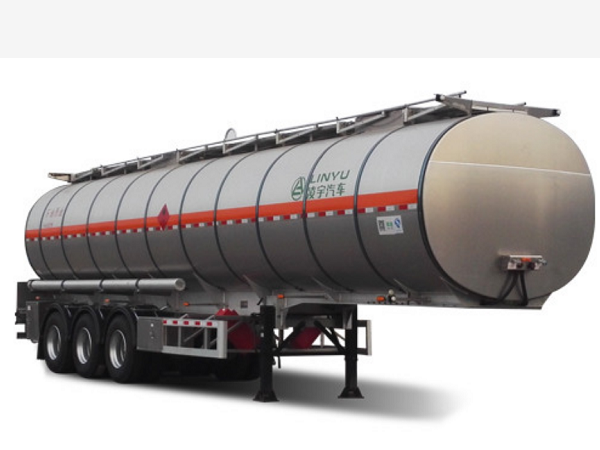 鋁合金罐車(chē)會(huì)完全替代鋼罐車(chē)嗎？油品運(yùn)輸誰(shuí)能贏到