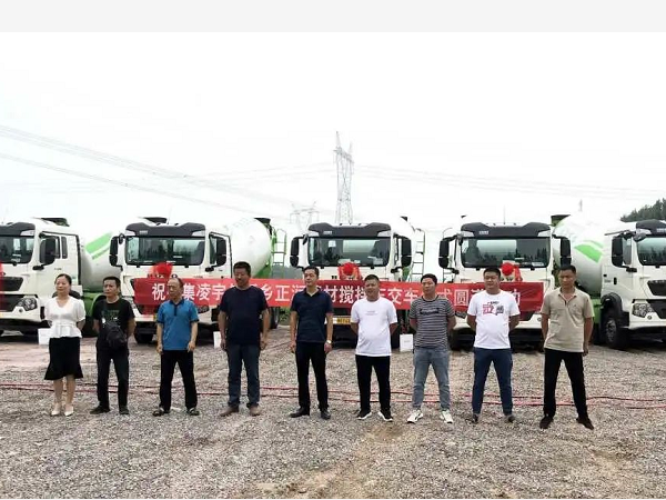 這一客戶(hù)1月內(nèi)連訂16臺(tái)，這款攪拌車(chē)到底有什么魔力……