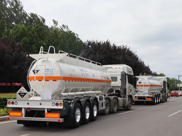 貴州新客戶一次性下單10臺(tái)車，凌宇液罐在業(yè)內(nèi)是真香……