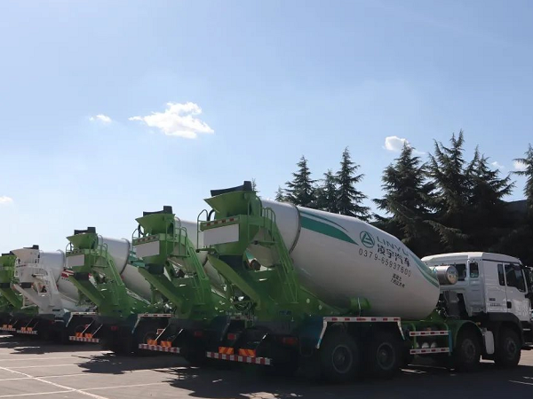 【重卡新聞】3月重卡銷(xiāo)量23萬(wàn)，再次刷新世界紀(jì)錄！來(lái)看各廠家具體表現(xiàn)