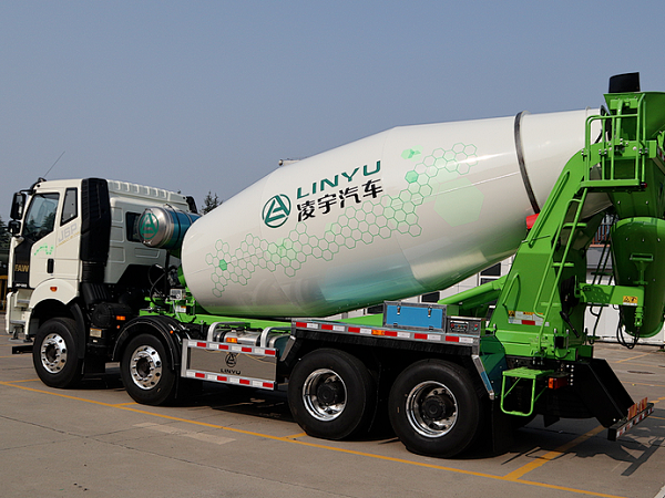 【2022“超虎想象”】凌宇全新智能攪拌車，震撼出場！