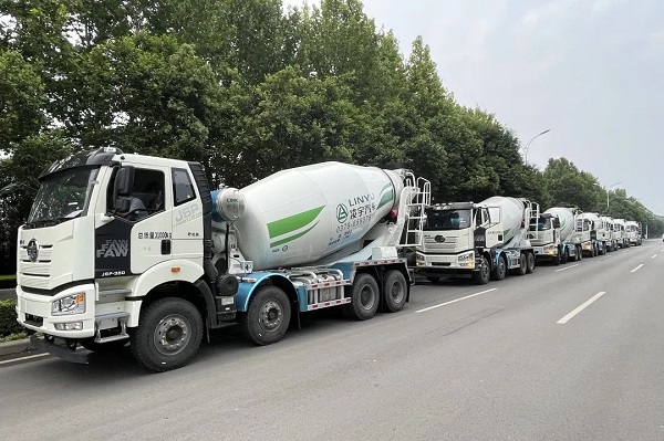 【重卡新聞】9月重卡銷8萬輛！“小金九”較去年“遙遙領(lǐng)先”