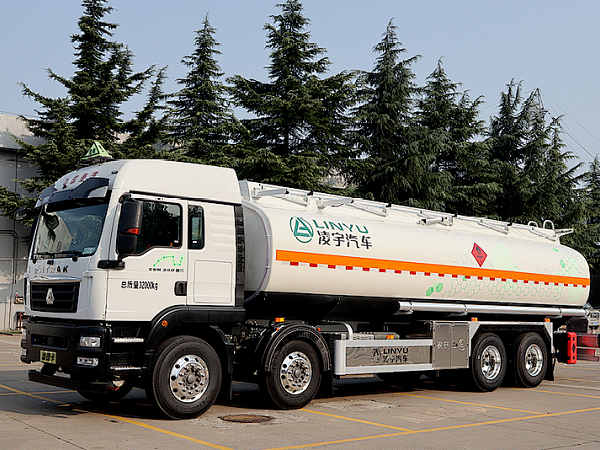 【2022“超虎想象”】凌宇全新液罐車，強(qiáng)勢來襲！