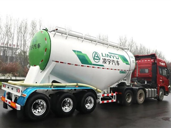 選粉罐車認(rèn)準(zhǔn)“小白罐”，理由超簡單