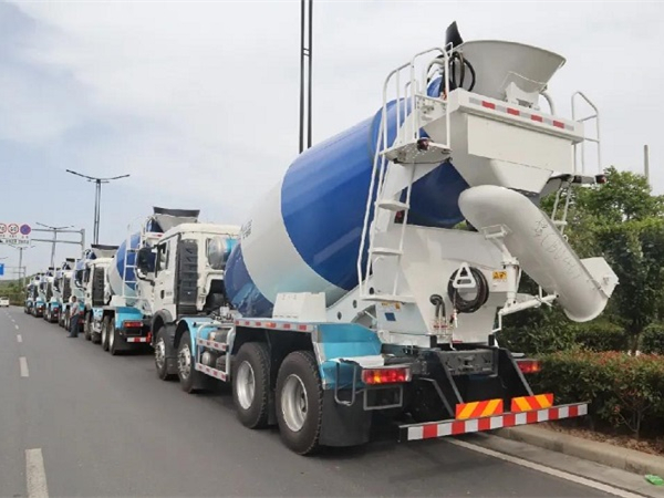 夏日炎炎，凌宇超甜！60臺“藍(lán)胖子”奔赴華南