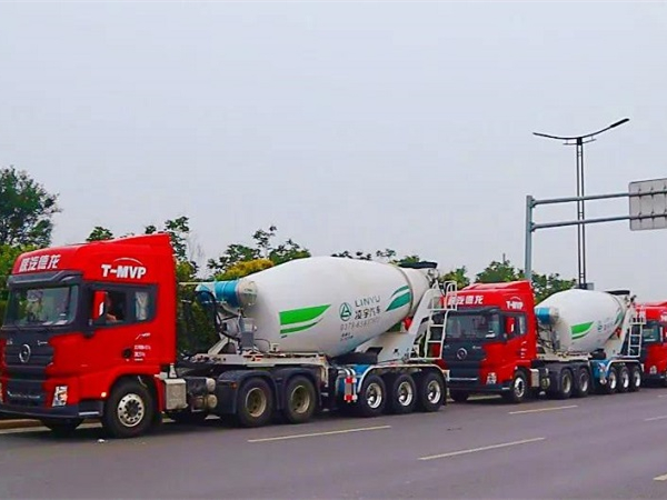 天氣炎熱，交付火熱，中集凌宇半掛攪拌車實(shí)力圈粉，“熱度”不減！