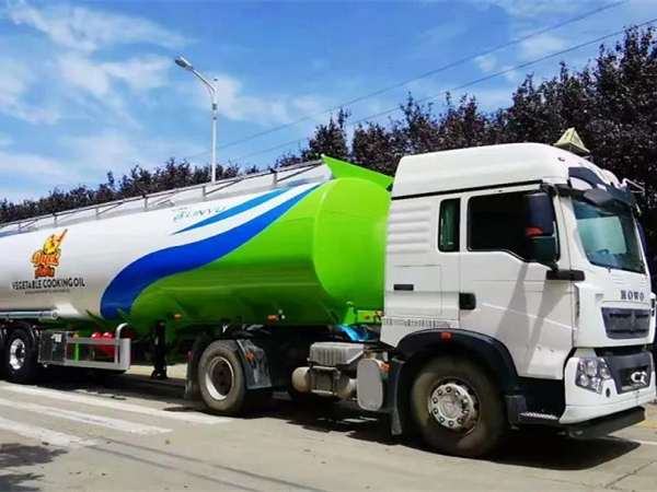 顏值實力雙在線，出口罐車很搶眼！