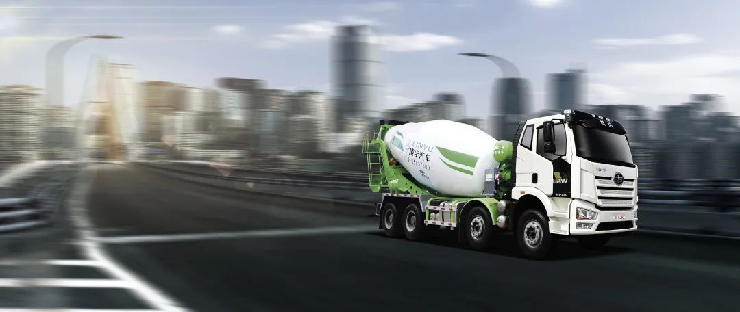 走南闖北，TA依舊一往無前，詮釋自信人生